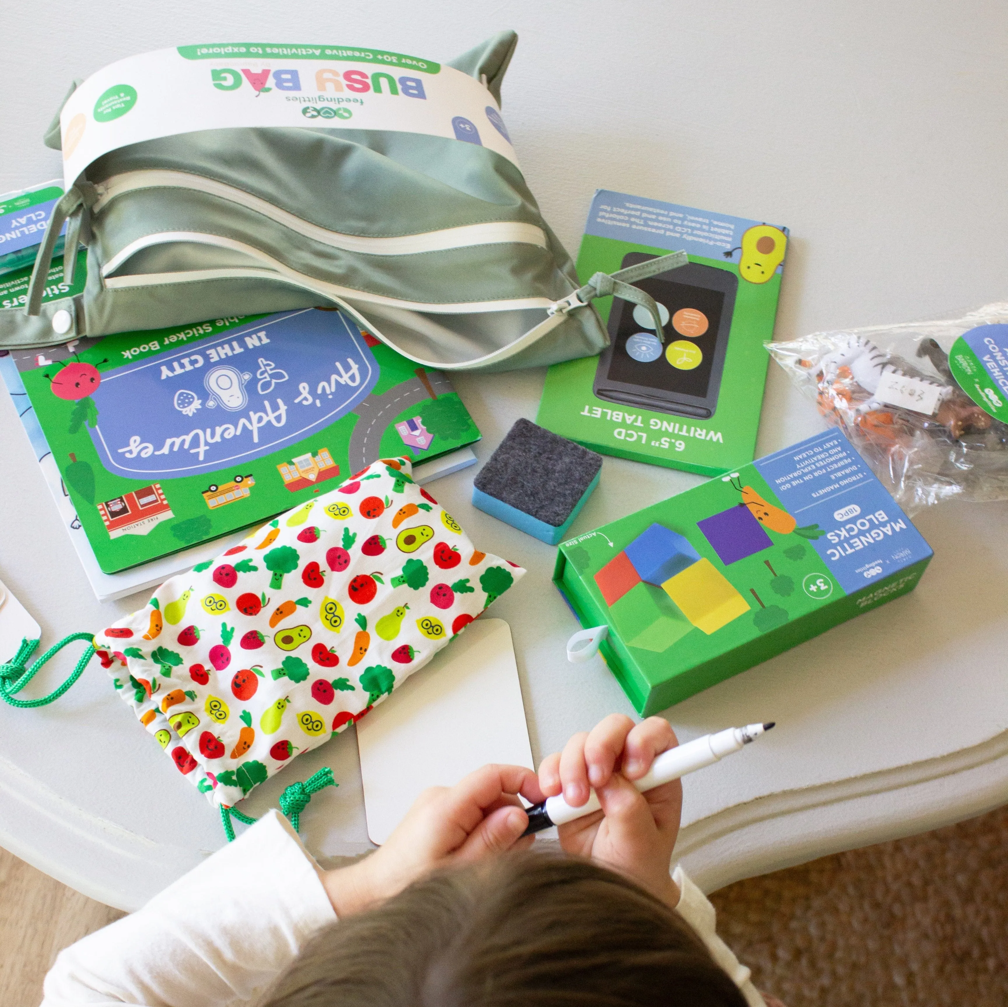 *NEW* Feeding Littles Busy Bag by BapronBaby