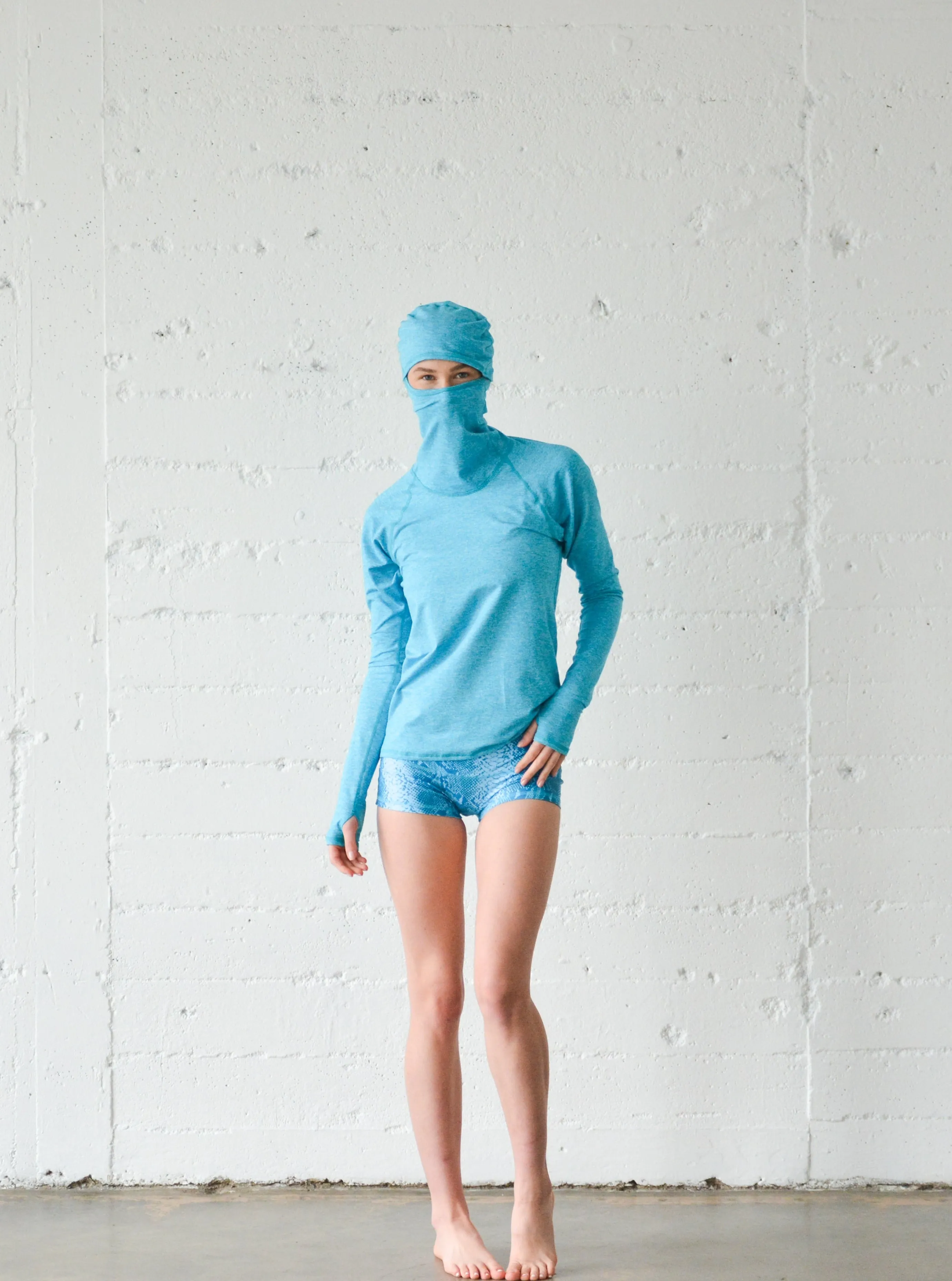 WOMEN'S HOODED PULLOVER RASH  - TURQUOISE