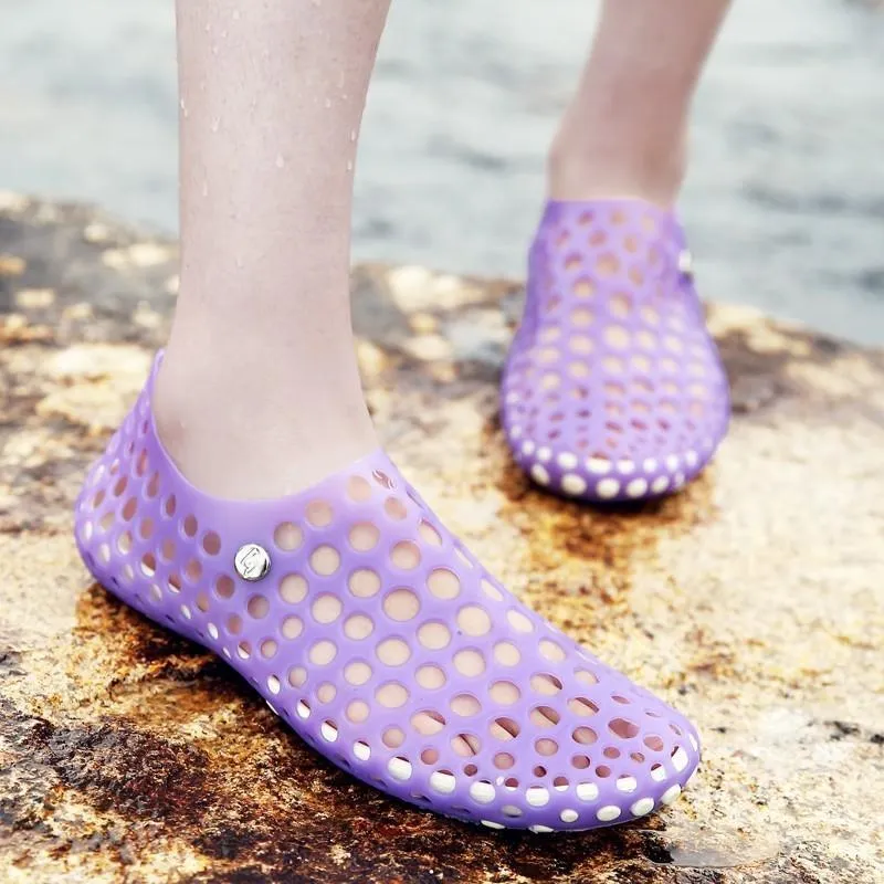 Women's Water Resistant Hole Breathable Walking Lightweight Sandals